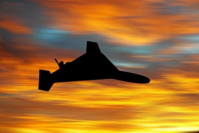 En volant plus haut, les drones évitent les défenses anti-aériennes ukrainiennes.
