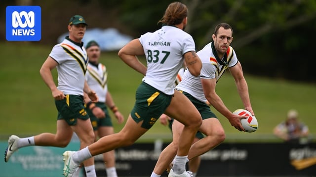 Isaah Yeo looks to pass a ball at Australian Kangaroos Pacific Championships training.