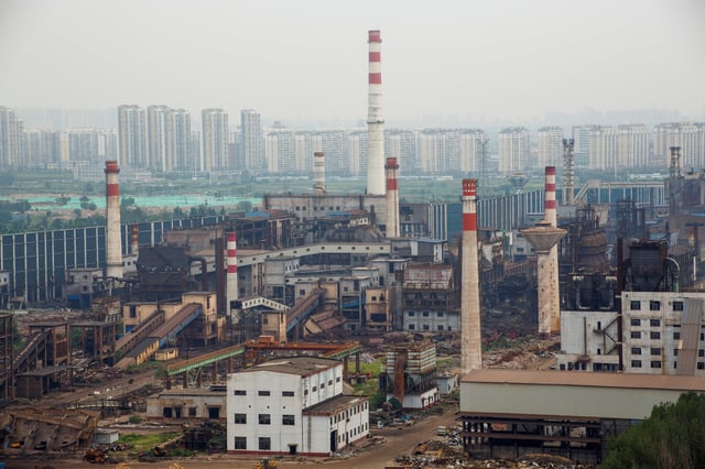 A general view shows the decommissioned Guofeng Iron and Steel plant in Tangshan, Hebei province, China, August 22, 2018. Picture taken August 22, 2018.  REUTERS/Thomas Peter/File Photo