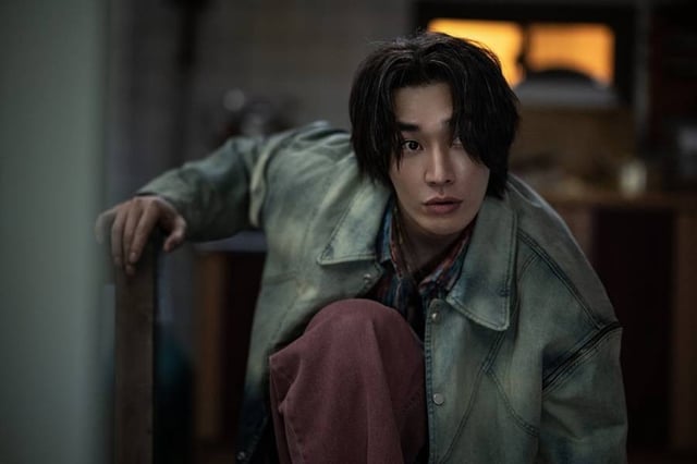 Moon-baek, portrayed by Kim Young-gwang, is featured in this still from "Trigger," provided by Netflix. (PHOTO NOT FOR SALE) (Yonhap)