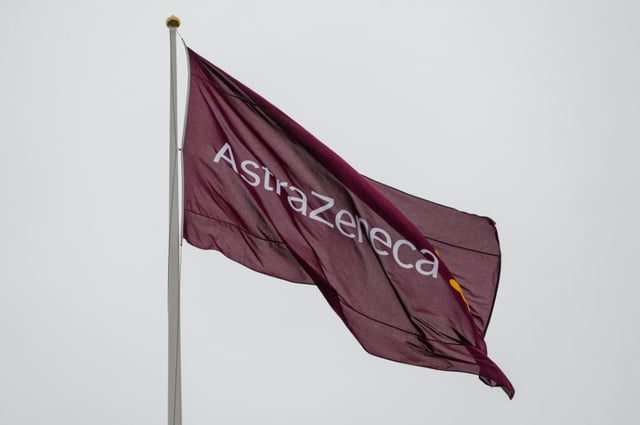 Vor dem Hintergrund drohender US-Zölle hat der britische Pharmakonzern Astrazeneca angekündigt, 50 Milliarden Dollar (rund 42,8 Milliarden Euro) in den USA zu investieren.