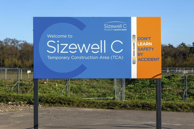 Le gouvernement britannique a annoncé mardi 22 juillet 2025 sa « décision finale d’investissement » dans la future centrale nucléaire britannique de Sizewell C.