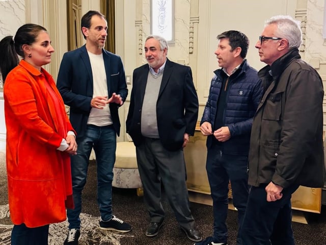 Pablo  Petracca (intendente de Junín), Maricel Echecoin (Coalición Cívica) Miguel Fernández y Pablo Domenichini (UCR) y Julio Zamora (intendente de Tigre).
