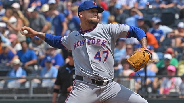 Jul 12, 2025; Kansas City, Missouri, USA;  New York Mets starting pitcher Frankie Montas (47) throws a pitch in the first inning against the Kansas City Royals at Kauffman Stadium. Mandatory Credit: Peter Aiken-Imagn Images
