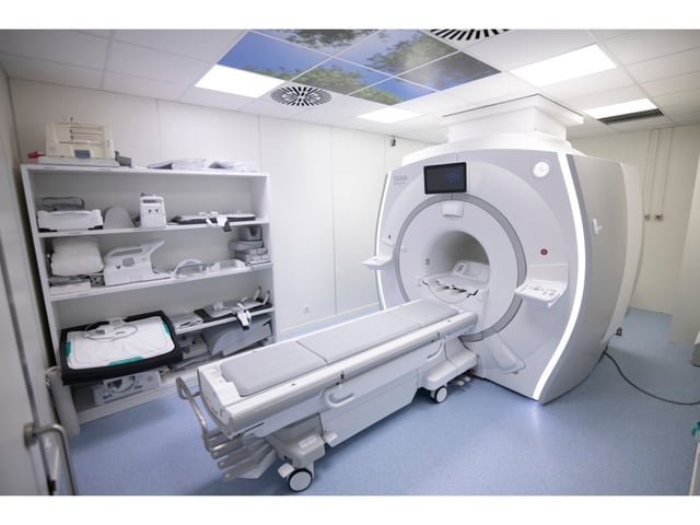 Insólita muerte de un hombre en una máquina de resonancia magnpetica (Imagen ilustrativa).