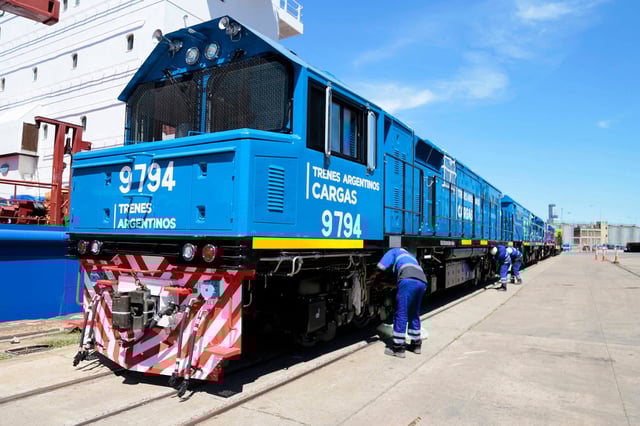 El Gobierno decidió renovar las concesiones en manos privadas de los tres ramales del Belgrano Cargas.