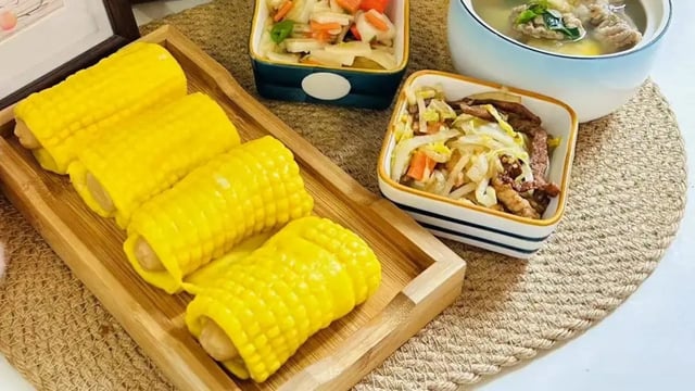 Promotional material showed the brightly coloured food, an effect achieved with a poisonous dye