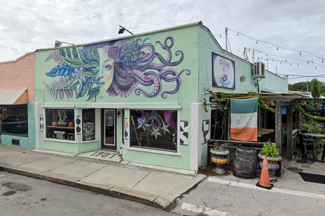 Kilted Mermaid, a neighborhood craft beer and wine bar, in Vero Beach, Fla.