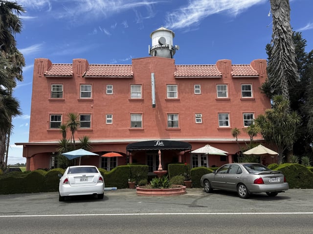 The exterior of the Ryde Hotel, where dozens of peacocks have gone missing, is seen Tuesday, July 22, 2025, in Walnut Grove, Calif. (AP Photo/Terry Chea)