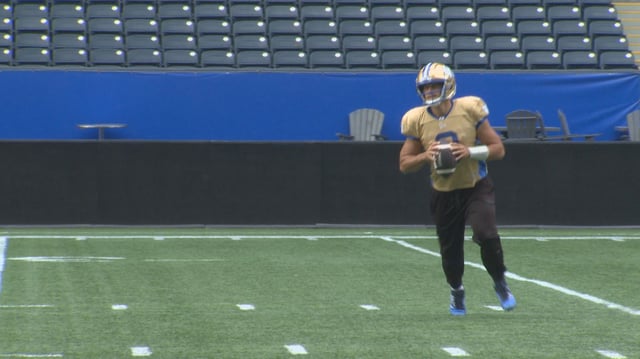 Winnipeg Blue Bombers quarterback Zach Collaros practices on Tuesday.