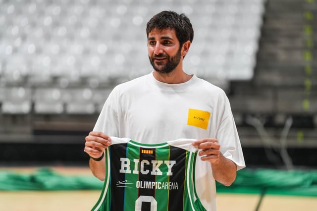 Ricky Rubio durante su presentación con La Penya