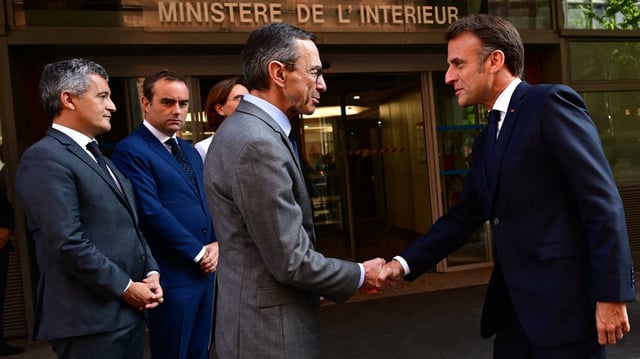 De gauche à droite : Gérald Darmanin, Sébastien Lecornu, Bruno Retailleau et Emmanuel Macron. Le 14 mai dernier, le président de la République inaugurait l’état-major interministériel dédié à la lutte contre la criminalité organisée, à Nanterre.