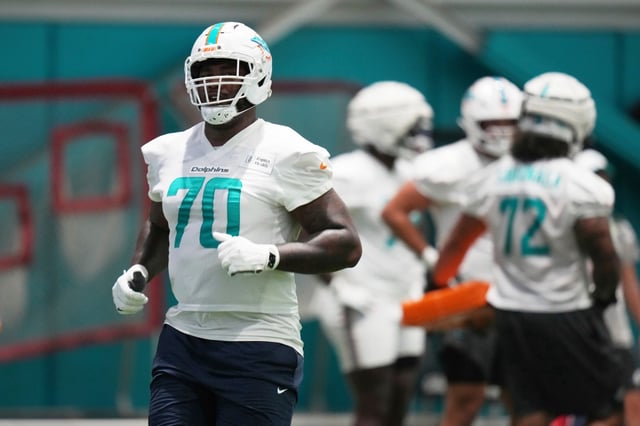 Miami Dolphins offensive tackle Bayron Matos (70) does drills at the NFL football team&#39;s training camp, Wednesday, July 23, 2025, in Miami Gardens, Fla. (AP Photo/Lynne Sladky)