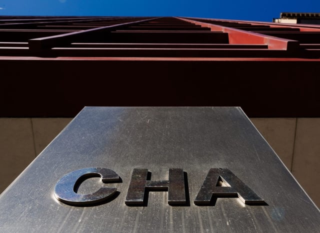 The Chicago Housing Authority client service center building at 60 E. Van Buren St. on March 9, 2025. (Armando L. Sanchez/Chicago Tribune)