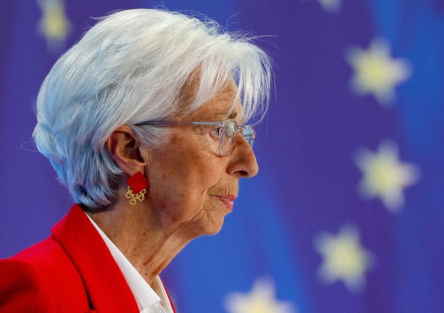 European Central Bank (ECB) President Christine Lagarde addresses the media after the ECB's Governing Council meeting, at the ECB headquarters in Frankfurt, Germany, June 5, 2025. REUTERS/Heiko Becker/File Photo