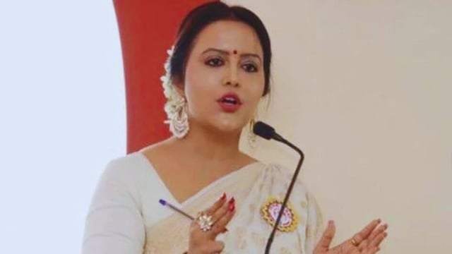 The Pune Cyber Police received a complaint alleging that several individuals had defamed Amruta Fadnavis by making objectionable remarks on social media.