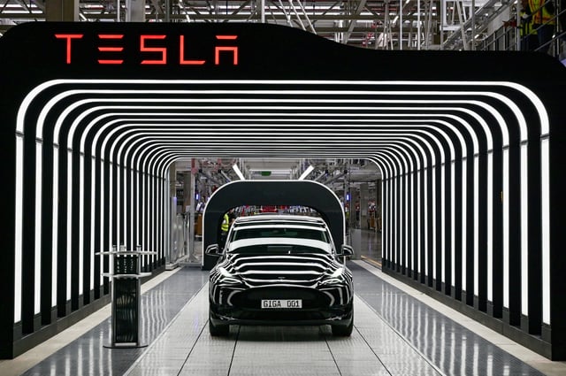 Model Y cars are pictured during the opening ceremony of the new Tesla Gigafactory for electric cars in Gruenheide, Germany, March 22, 2022. Patrick Pleul/Pool via REUTERS/File Photo