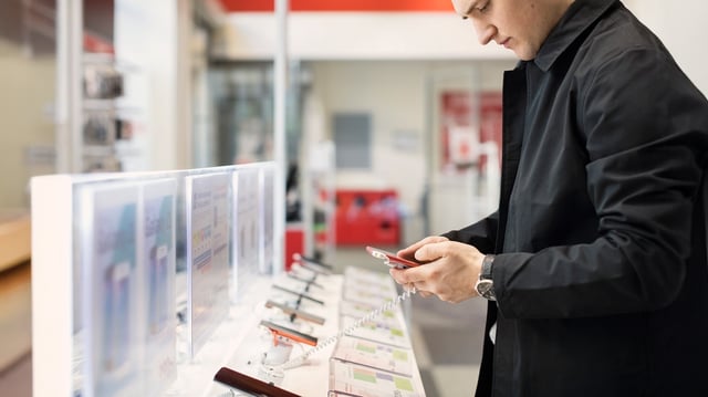 Darum sollten Sie keine Mobilfunkverträge im Shop abschließen