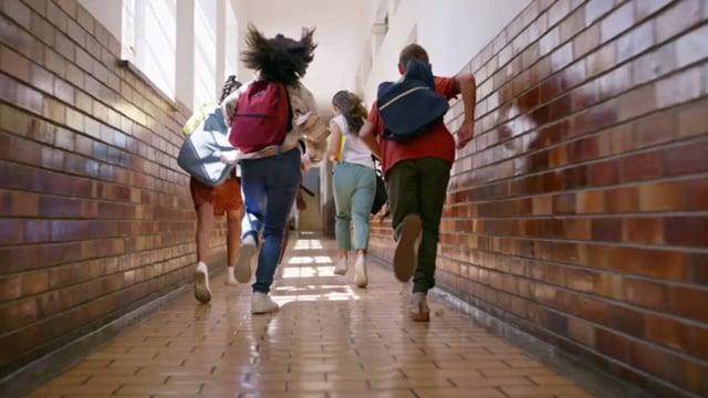Student celebrates first day of college with 16-km run to promote education and fitness