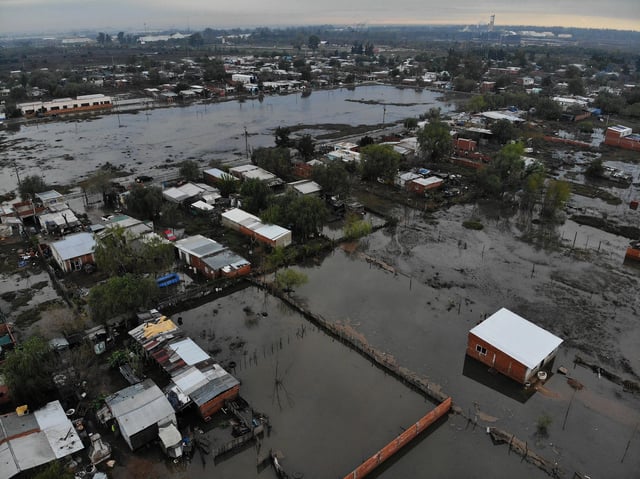 Inundaciones en Campana.