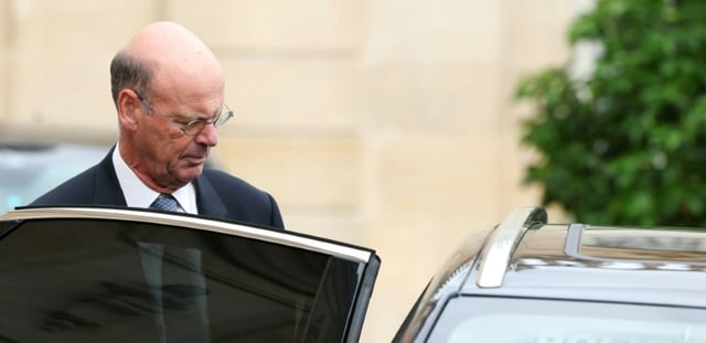Le ministre de l'Economie, Eric Lombard à la sortie du Conseil des ministres à l'Elysée, le 23 juillet 2025 à Paris