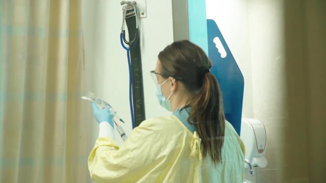 Staff in the ICU at the Royal Alexandra Hospital in Edmonton, Alta. in September 2021.
