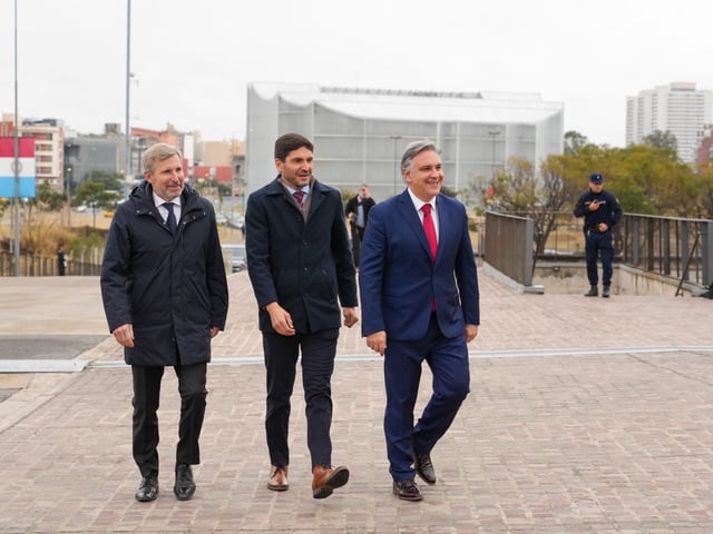 Gobernadores piden baja de retenciones. Rogelio Frigerio, MArtín Llaryora