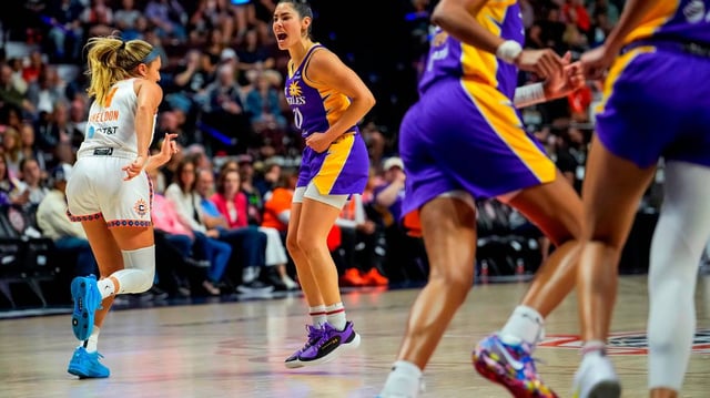 The Los Angeles Sparks’ Kelsey Plum (10) reacts during the second half against the Connecticut Sun at Mohegan Sun Arena on Thursday, July 24, 2025, in Uncasville, Connecticut. (Joe Buglewicz/Getty Images/TNS)