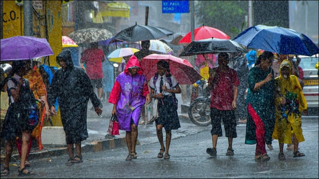 Mumbai Rains Live Updates: Orange Alert Issued As Mumbaikars Wake Up To Heavy Downpour