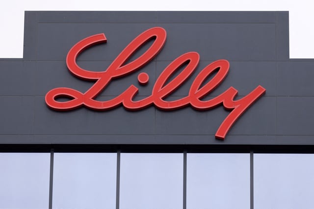 Lilly Biotechnology Center is shown in San Diego, California, U.S. March 1, 2023. REUTERS/Mike Blake/File Photo