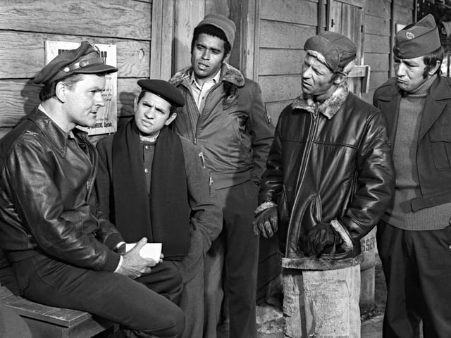 LOS ANGELES - JUNE 24: HOGAN'S HEROES episode 'The Experts'. Featuring (from left) Bob Crane as Col. Robert E. Hogan, Robert Clary as Cpl. Louis LeBeau, Kenneth Washington stars as Sgt. Richard Baker, Larry Hovis as Sgt. Andrew Carter and Richard Dawson as Cpl. Peter Newkirk. Image dated June 24, 1970. (Photo by CBS via Getty Images)
