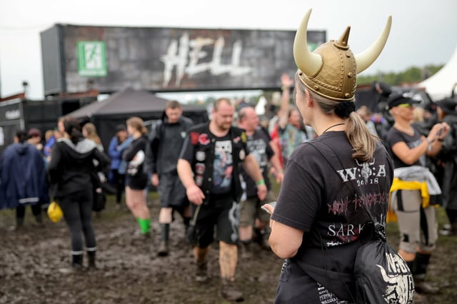 Im Jahr 2023 wurde Wacken nach strömendem Regen zur Schlammschlacht (Archivbild).