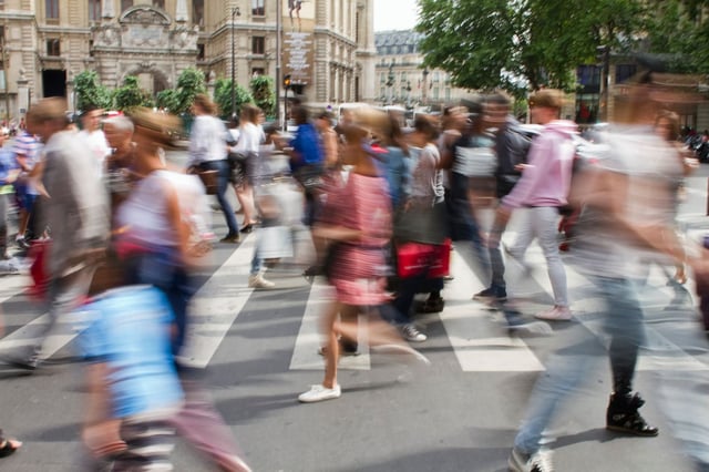 Les scientifiques ont observé une légère amélioration sur le plan des décès et de la démence si une personne marche au moins 7 000 pas. 