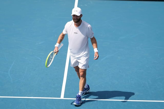 Corentin Moutet pendant son match contre Daniil Medvedev au tournoi de Washington, le 26 juillet 2025