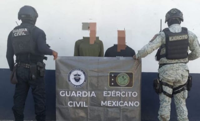 Tras enfrentamiento, aseguran a 2 hombres y armamento en Apatzingán