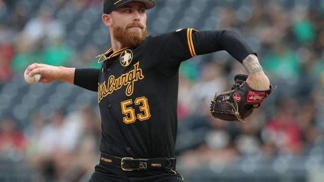 Jul 25, 2025; Pittsburgh, Pennsylvania, USA;  Pittsburgh Pirates starting pitcher Mike Burrows (53) delivers a pitch against the Arizona Diamondbacks during the first inning at PNC Park. Mandatory Credit: Charles LeClaire-Imagn Images