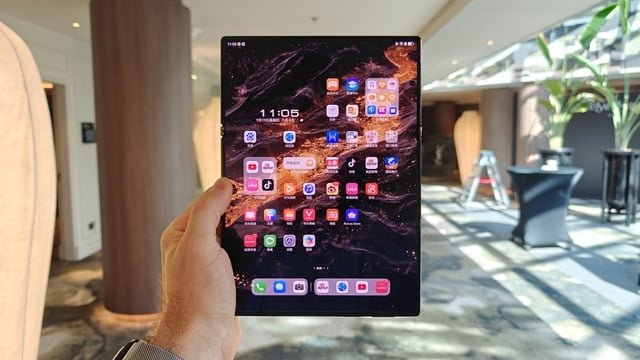 Huawei Mate XT 2 tri-fold will be available in these colors
