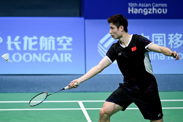 Asian Games - Hangzhou 2022 - Badminton - Binjiang Gymnasium, Hangzhou, China - October 7, 2023 China's Shi Yuqi in action during his Men's Singles final against China's Li Shigeng REUTERS/Weixiang Lim/File Photo