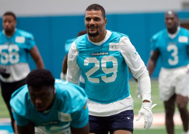 Miami Dolphins safety Minkah Fitzpatrick is seen during the team’s first practice on Wednesday, July 23, 2025, at the Baptist Health Training Complex in Miami Gardens. (Joe Cavaretta/South Florida Sun Sentinel)