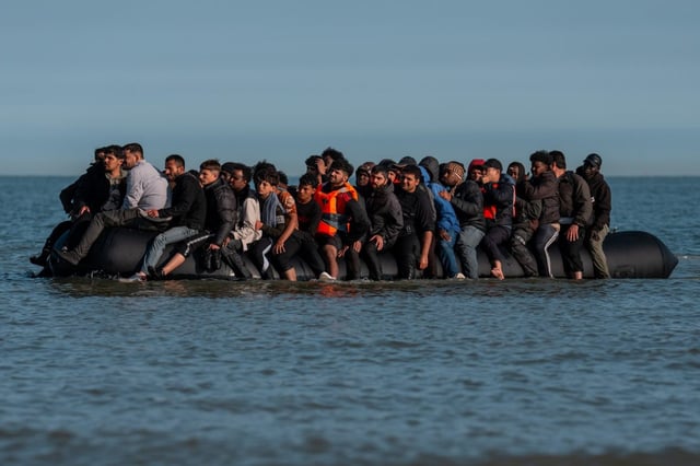 The Tories say there were only 153 prosecutions for people smuggling in the UK in the last year (Photo: Carl Court/Getty)