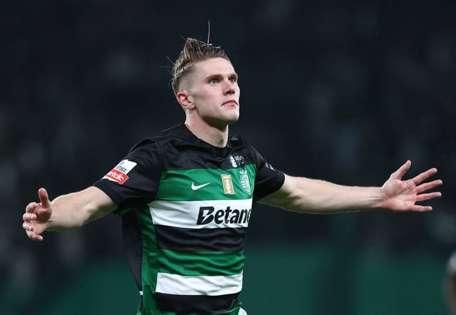 Soccer Football - Primeira Liga - Sporting CP v Moreirense - Estadio Jose Alvalade, Lisbon, Portugal - April 18, 2025 Sporting CP's Viktor Gyokeres celebrates scoring their third goal to complete his hat-trick REUTERS/Rodrigo Antunes/File Photo