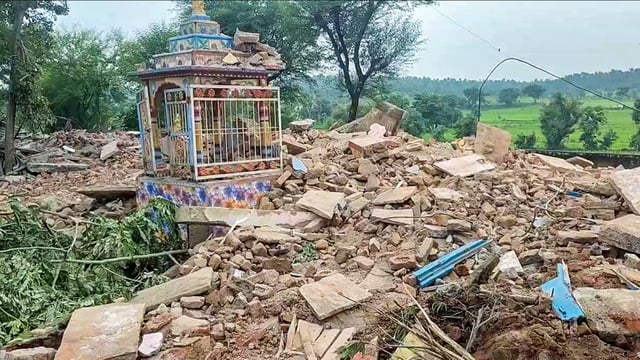JAt least seven students died and 28 others sustained injuries after a portion of a government school building collapsed in Piplodi village of Jhalawar district of Rajasthan on Friday morning at around 7.45am when students were assembling for morning prayers (ANI)