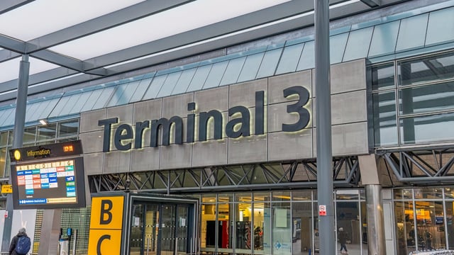 A woman claims she heard three staffers at London airport conversing in Hindi (Representational image)