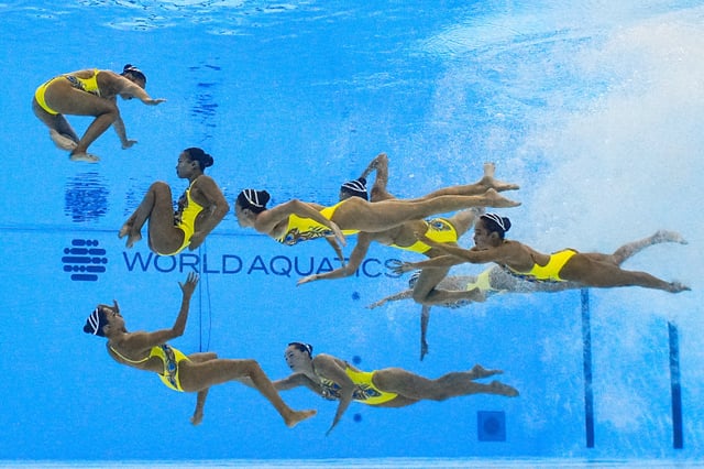 Artistic Swimming - World Aquatics Championships - Team Technical - World Aquatics Championships Arena, Singapore - July 21, 2025 Team United States performs during preliminaries REUTERS/Marko Djurica/File Photo