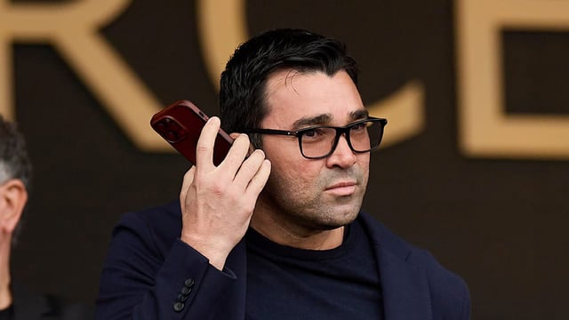 Barça hofft auf 50 Mio. Euro durch Casado. Der Spieler will jedoch nicht wechseln.