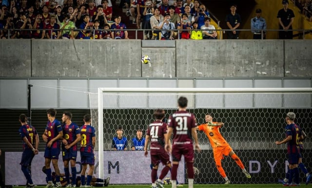 Consigue Barcelona su primer triunfo en la gira asiática con Joan García