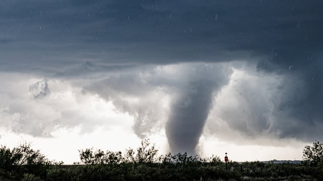 tornado (4)