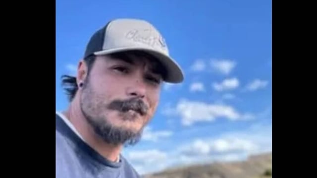 Travis Decker manhunt: Authorities share important update on search for murder suspect (Wenatchee Police Department)