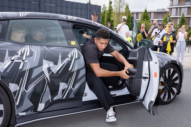 Jobe Bellingham fährt Polestar 5