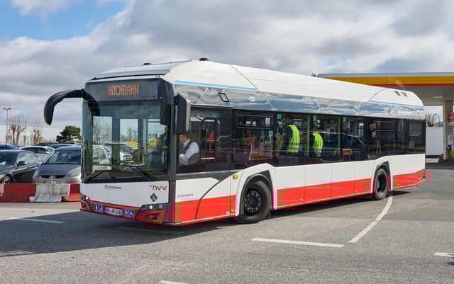 Im Schnitt fuhren die Busse der Hochbahn im ersten Halbjahr 2025 18,8 Kilometer pro Stunde. (Symbolbild)